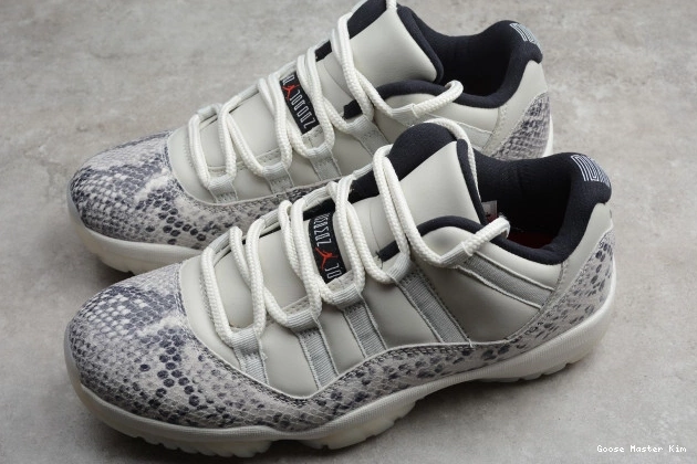 CD6846-002 Snake Air Bone Jordan Light Low 11 SE 0715